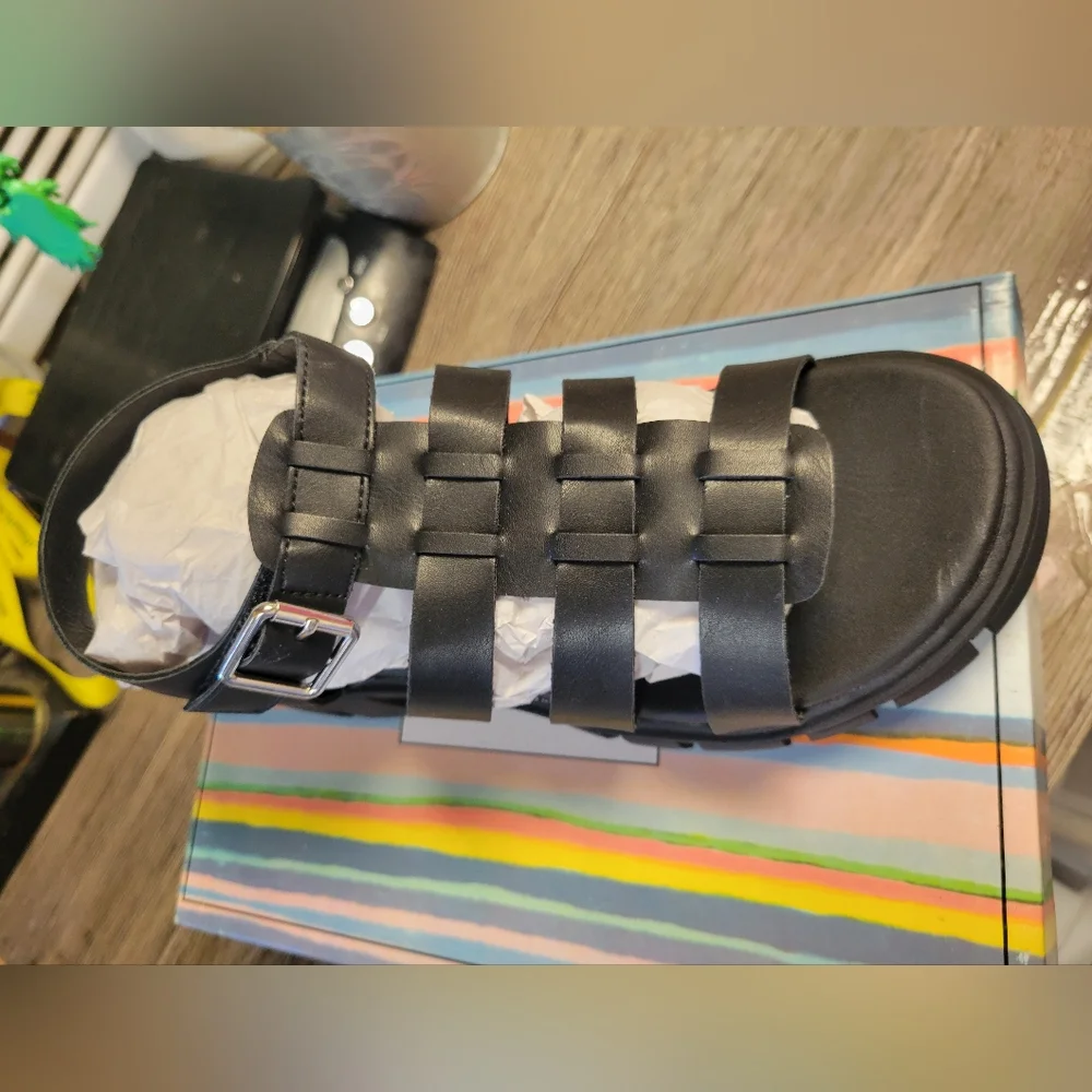 Mia‎ NIB New Girls Black  Sandals Havian Blk Malta